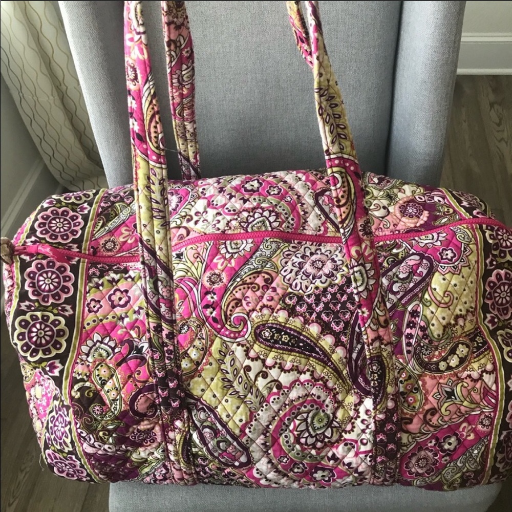 Vera bradley medium duffel bag